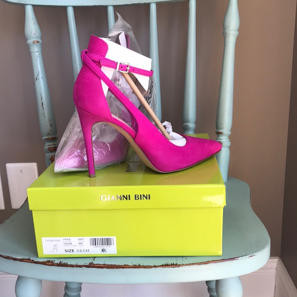 Gianni Bini fiery pink authentic leather 6.5 high heel pointed toe shoes